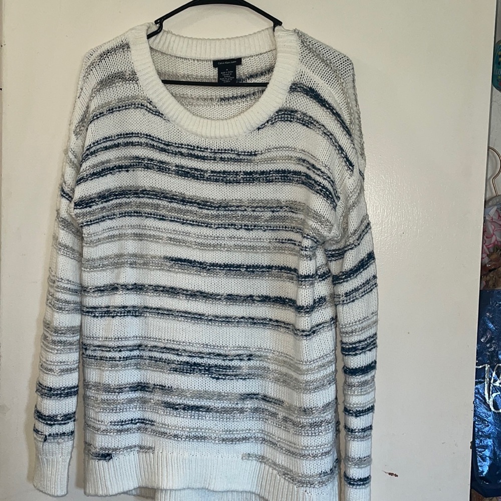 Sweater - Picture 1 of 1